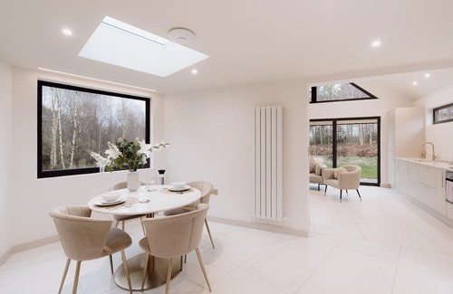 Consett Cabin | Newlands Lodges: Guest Rated 10/10 with Spa & Breakfast
