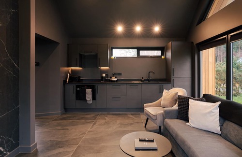 Consett Cabin | Newlands Lodges: Guest Rated 10/10 with Spa & Breakfast