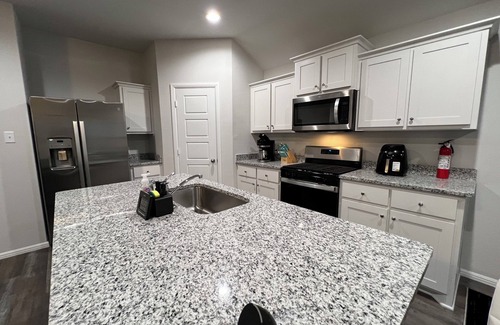 Abilene House | Newly built 2-bedroom house in Wylie area Abilene with WiFi, AC
