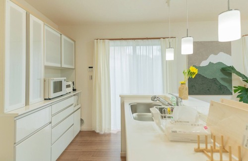 Kishiwada House | Modern 4LDK Retreat for Families Near Costco in Kishiwada