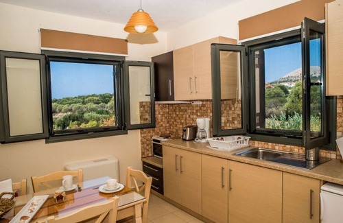 Mousata House | Stunning Villas with Sea and Mountain Views, Rated 9.8/10