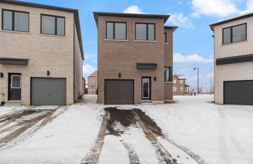 Markham Apartment | Newly Built Basement Suite – Comfort & Convenience
