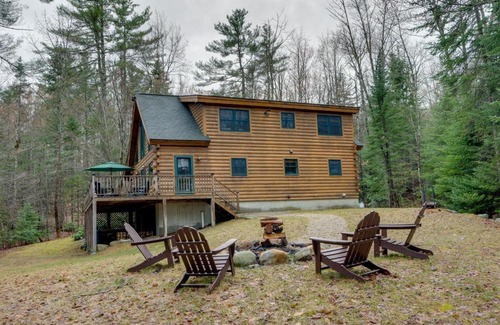 Bethel House | Newly Built Bethel Log Cabin with Deck, Perfect for Families