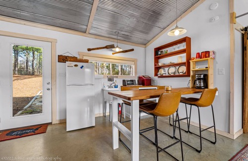 Batesville Cabin | Experience a Cozy Cabin on 120 Acres with Lake Views