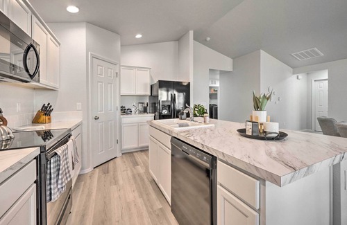 Caldwell House | Newly Built Caldwell Home with Yard, Near Downtown & Pet Friendly
