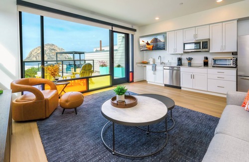 Morro Bay Condo | Newly Built Harbor View Suite Steps from the Embarcadero - Rock and Harbor Views