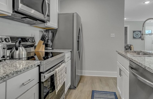 Denison House | Modern 3BD Home Near Texoma - Family-Friendly Retreat!