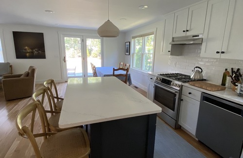 Vineyard Haven House | Cozy Ocean View Retreat: Steps from Beach and Ferry
