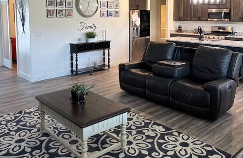 Preston House | Brand New 3-Bedroom Home with Spa and Hot Tub