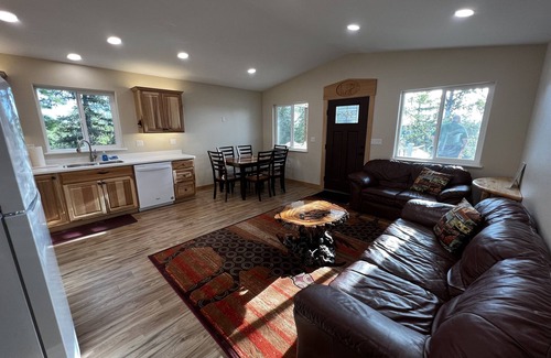 Sterling Cabin | Premier Kenai River Front Cabin: 10/10 Guest Rated Getaway