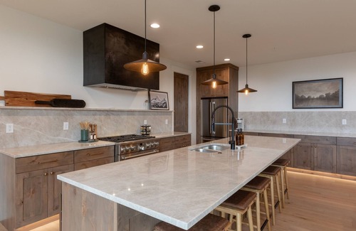 Driggs Condo | *Newly Built* Middle Teton at The Basin ⁓Hot Tub ⁓in Downtown Driggs⁓Luxe Suites