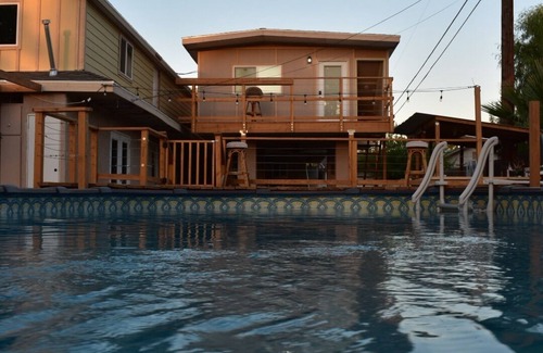 Roosevelt Apartment | Newly Built Rustic Studio with Pool, Hot Tub & Firepit