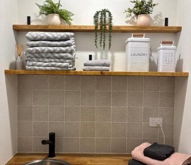 Ellenbrook Apartment | Newly built self-contained suite in Ellenbrook