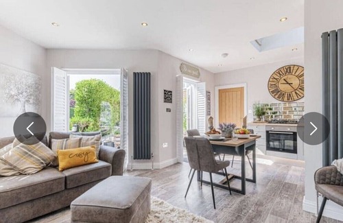Isle of Thanet House | Newly Built Ground Floor Getaway with Oceanfront Views