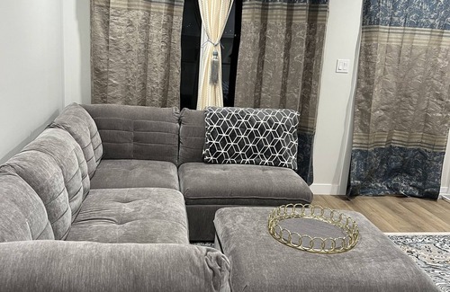 Regina Apartment | Newly Built Suite with Breakfast and Kitchen Amenities