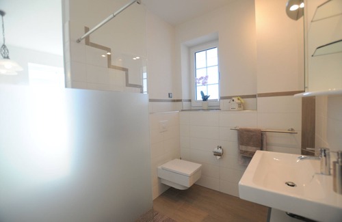 Windelsbach Bed & Breakfast | New Villa Tuscany: Pool, Breakfast & Perfect Guest Rating