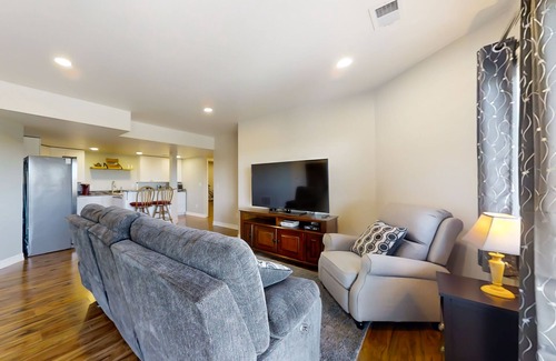 Fort Collins House | Modern Walkout Basement with Water Views & Fun Amenities