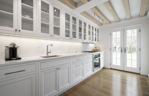 Amagansett Lanes House | Newly Completed Hotel - Steps to Beach & Town, 10/10 Rating