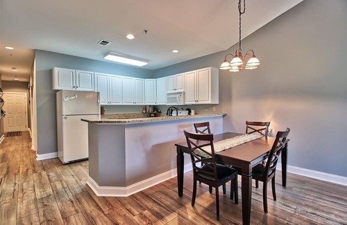 Carolina Forest Condo | Beautiful 2 BR Condo Near Beaches with Golf Course Access