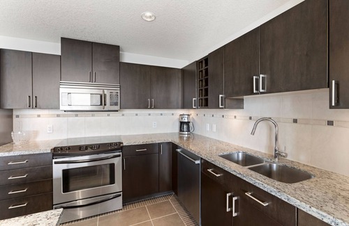 Shaganappi Condo | Immaculate 2BD Condo with Pool and Breathtaking Views