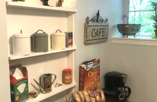 Newton Center Apartment | Cozy 4BR Retreat with Pool, Lake View & Free Parking