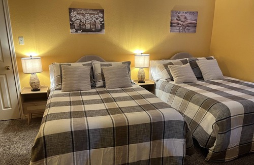 Canton House | Family-Friendly Home: Perfect for Groups & Rated 10/10
