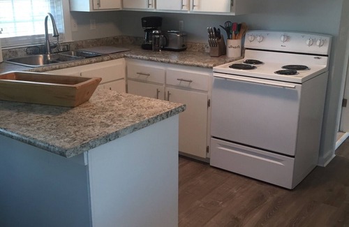 Camp Ellis Apartment | Exceptional One Bedroom Retreat Steps from Ferry Beach