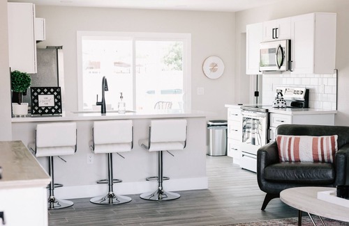 New Papago Parkway House | Newly Listed and Newly Remodeled Charming House in Scottsdale