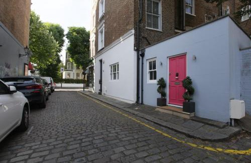 Colville House | Refurbished 1 Bedroom Oasis in Vibrant Notting Hill
