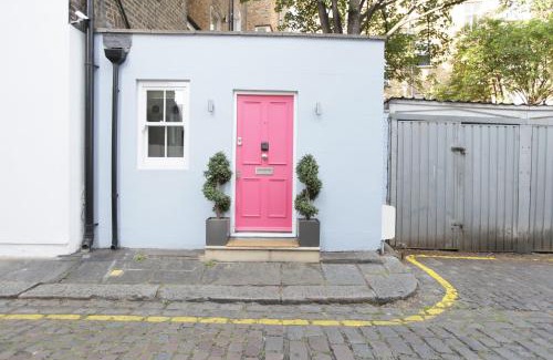 Colville House | Refurbished 1 Bedroom Oasis in Vibrant Notting Hill