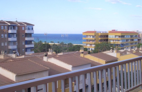 Punta Prima Apartment | Inviting Holiday Home with Pool, 3 Min to Beach & Shops