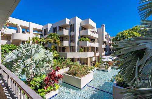 Key Biscayne Condo | Refurbished 3-Bed Apartment with Ocean View in Key Biscayne