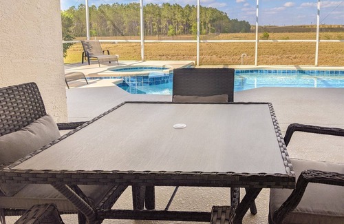 Westbury House | Perfectly Located 4-Bedroom Retreat with Private Pool