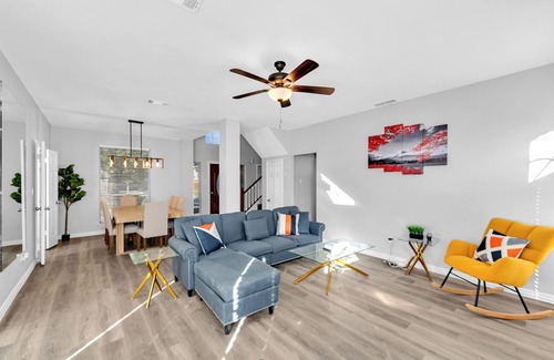 Lewisville House | Newly remodeled 5BR 3 Bath 15 min to DFW airport