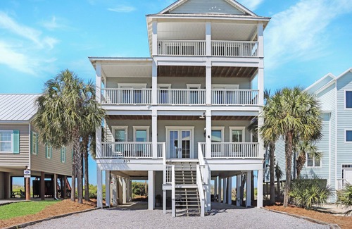 Cape San Blas House | Spacious Gulf Front 7 BR House with Elevator & Pet Friendly