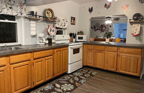 Abilene House | Modern Retreat in Abilene, KS – Perfect for Gatherings!