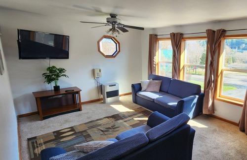 Craig Apartment | Modern Apartment in Craig, Alaska - Family-Friendly Stay!