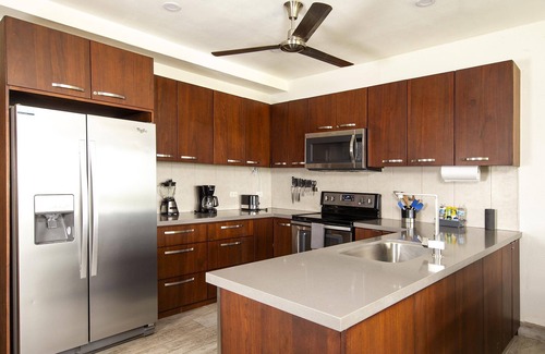 Playa Flamingo Condo | Beachfront Ground-Floor Retreat with Kid-Friendly Amenities