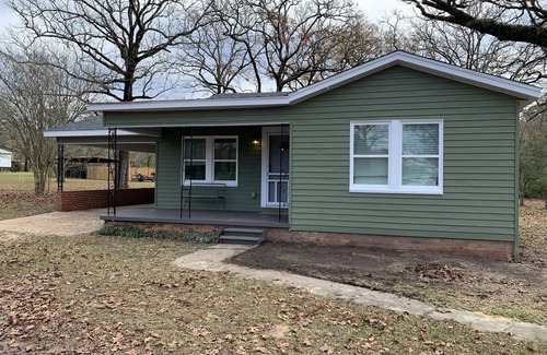 Hudson Cottage | Modern Cottage Retreat: Rated 10/10 with Breakfast Included