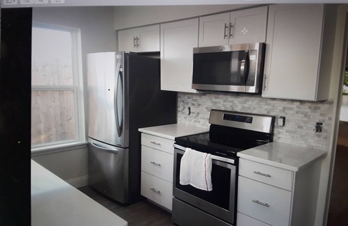 Frisco House | Modern Comfort in the Heart of Frisco with Breakfast Included