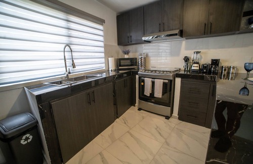 Guadalajara Municipality House | Guest Rated: 10/10 Newly-Remodeled Home for Groups