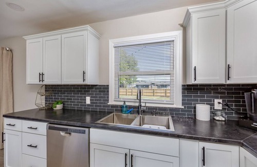 Moline House | Immaculate Moline Ranch Home with Pool & Breakfast Included