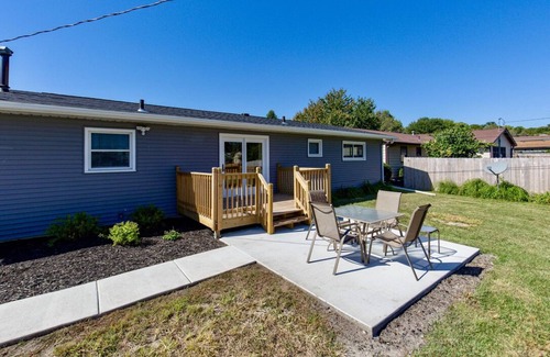 Moline House | Immaculate Moline Ranch Home with Pool & Breakfast Included