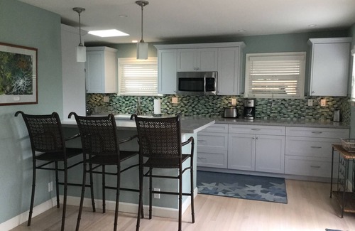 Pierpont Bay House | Discover a Beautiful Pierpont Beach Bungalow Near the Ocean