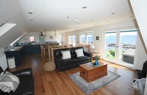 Kilrenny House | Seafront Cottage with 180-Degree Ocean Views & Pool