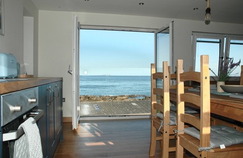 Kilrenny House | Seafront Cottage with 180-Degree Ocean Views & Pool