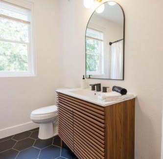 Gainesville House | Historic Mansion Steps from UF & Downtown - Guest Rated 10/10