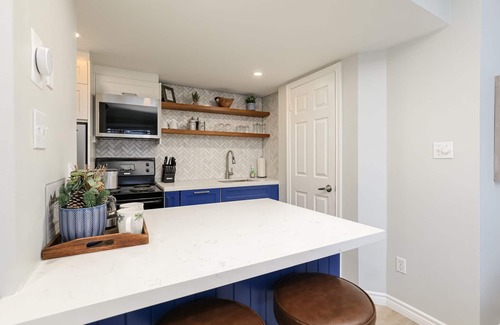 Craigleith Ski Chalet | Renovated Studio with Spa and Scenic Views at Blue Mountain