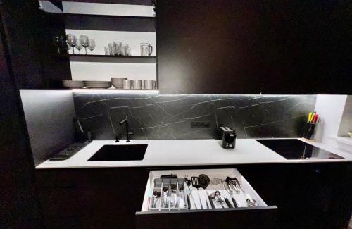 Old Town Apartment | Newly Renovated 1BR in Kaunas Downtown Central Location Fast WiFi