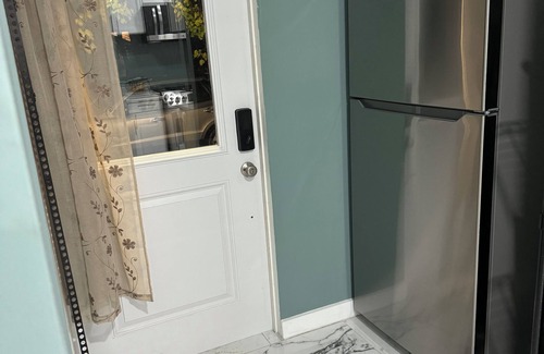 Minneapolis House | Newly renovated 2-bedroom house in amazing Minneapolis with AC/Heating,WiFi,